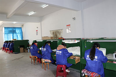 羽毛球的制作方法具体有哪些？